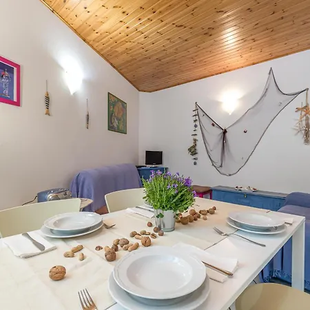 Blue&green House With Shared Pool - Happy * Golfo Aranci