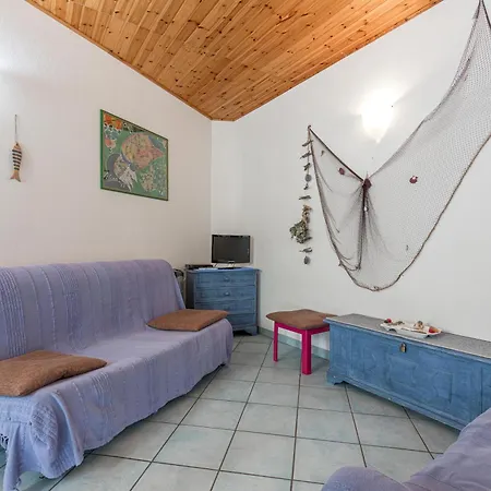 Apartment Blue&green House With Shared Pool - Happy *